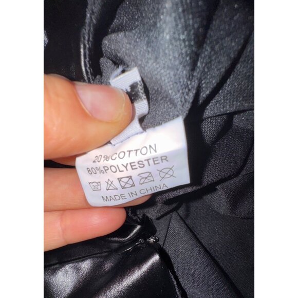 Sexy Black Faux Leather Pleated Skort Ruffle Punk‎ Rock WhimsyGoth Shorts Vegan - Picture 3 of 6